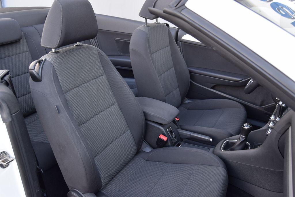 Volkswagen Golf VI Cab, ,Navi,Sitzh,Parks,V&H,Tempomat,, Schaltgetriebe, aus dem Bestand von Hölscher Automobile Nordkirchen-Capelle — Ansicht 15