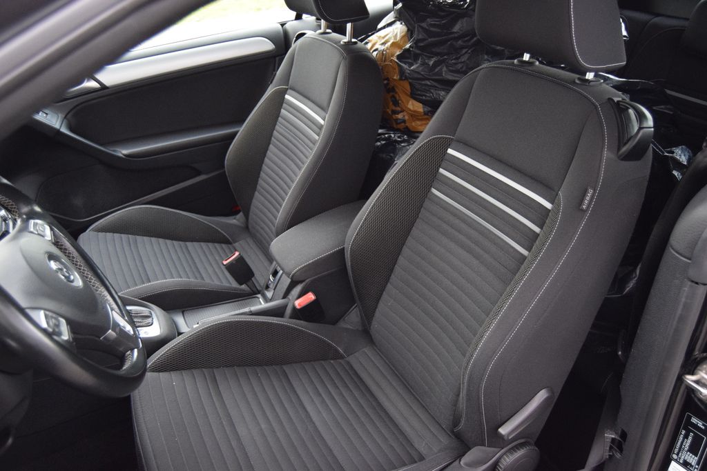 Volkswagen Golf VI Cabriolet Cup!!AUTOMATIK!!, Automatik, aus dem Bestand von Hölscher Automobile Nordkirchen-Capelle — Ansicht 12