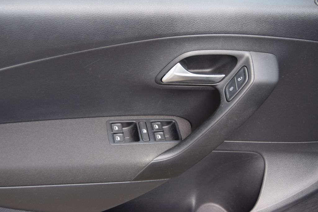 Volkswagen Polo 1.0 44kW Comfortline BMT, Schaltgetriebe, aus dem Bestand von Hölscher Automobile Nordkirchen-Capelle — Ansicht 7
