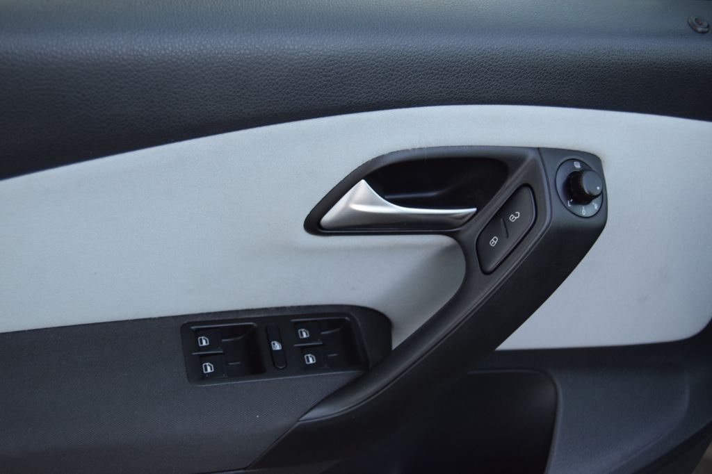 Volkswagen Polo V CrossPolo!AUTOM!Sitzh,Parks,, Automatik, aus dem Bestand von Hölscher Automobile Nordkirchen-Capelle — Ansicht 8
