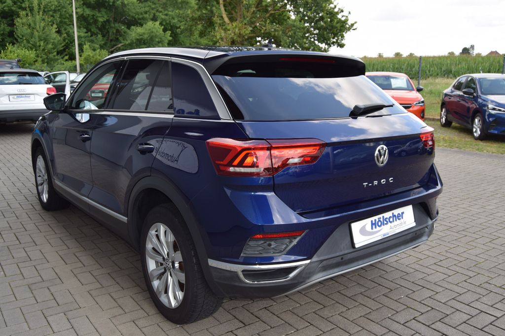 Volkswagen T-Roc !AUTOM!,Navi,Sitzh,Parks,V&H,Leder,Allw,,,, Automatik, aus dem Bestand von Hölscher Automobile Nordkirchen-Capelle — Ansicht 4