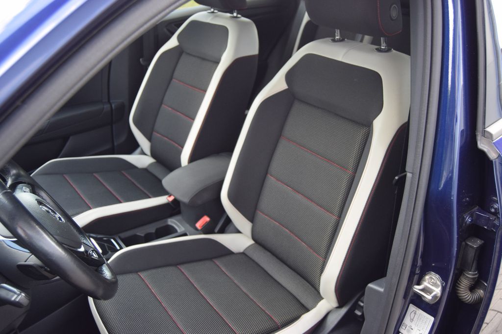 Volkswagen T-Roc !AUTOM!,Navi,Sitzh,Parks,V&H,Leder,Allw,,,, Automatik, aus dem Bestand von Hölscher Automobile Nordkirchen-Capelle — Ansicht 9
