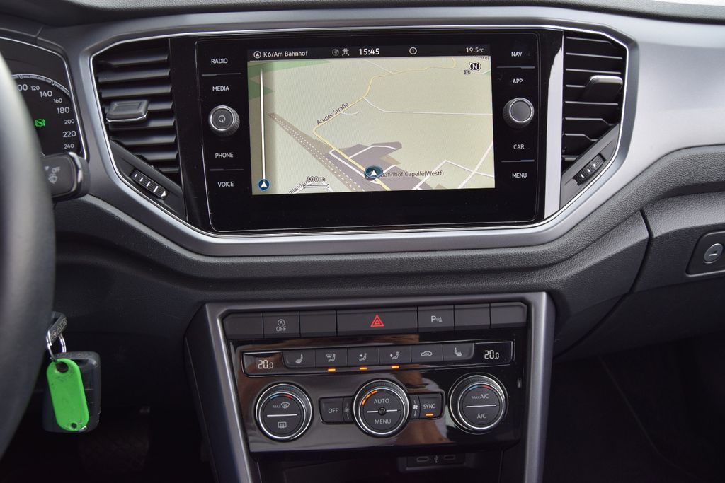 Volkswagen T-Roc Cabriolet Style, Automatik, aus dem Bestand von Hölscher Automobile Nordkirchen-Capelle — Ansicht 12