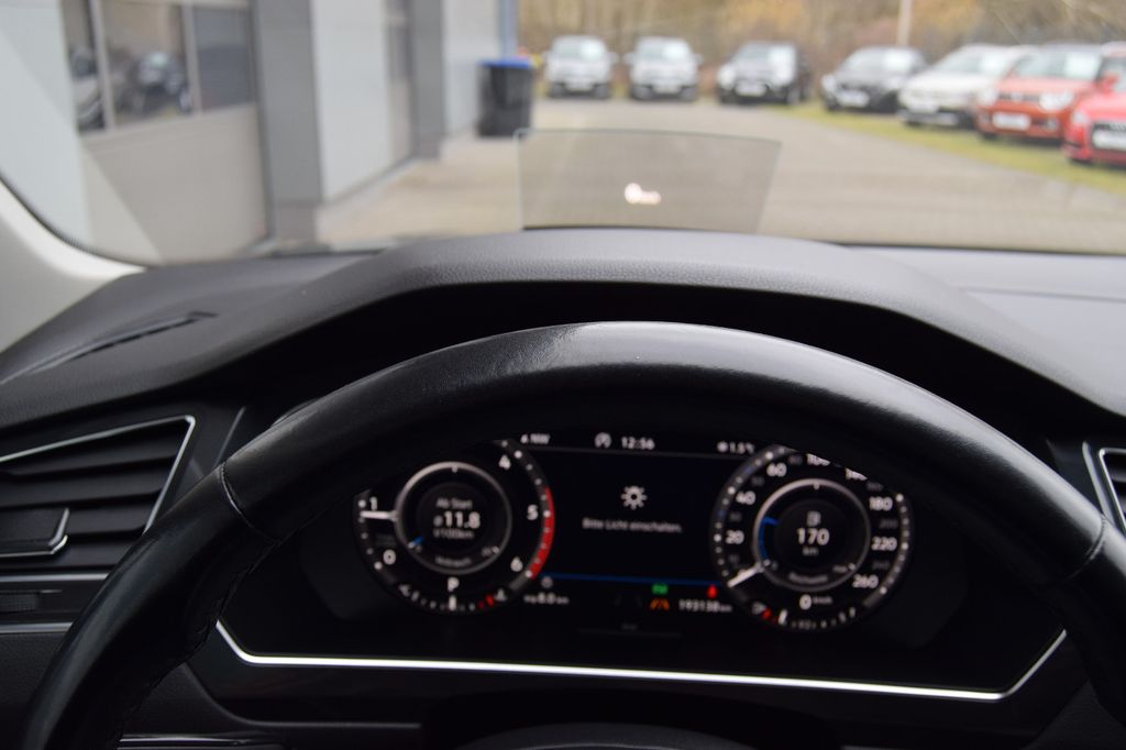 Volkswagen Tiguan Allspace, 4Motion!7Sitzer! Voll Ausstatt., Automatik, aus dem Bestand von Hölscher Automobile Nordkirchen-Capelle — Ansicht 11