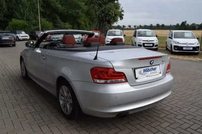 BMW 118i Edition Cabrio, Automatik, aus dem Bestand von Hölscher Automobile Nordkirchen-Capelle — Ansicht 4
