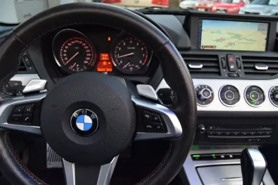 BMW Z4 M sDrive23i, Automatik, aus dem Bestand von Hölscher Automobile Nordkirchen-Capelle — Ansicht 13
