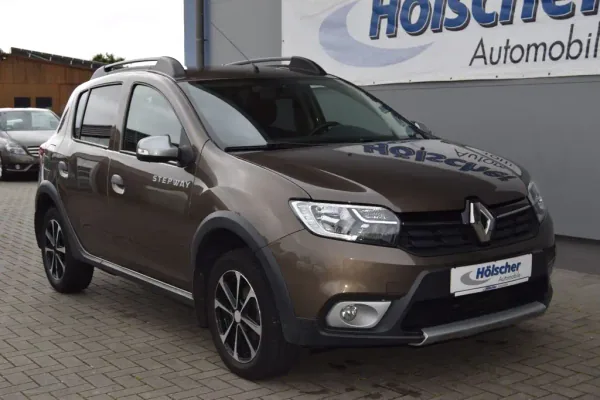 Dacia Sandero Stepway, Automatik, aus dem Bestand von Hölscher Automobile Nordkirchen-Capelle — Hauptansicht