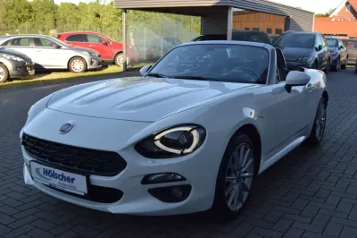 Fiat 124 Spider, Automatik, aus dem Bestand von Hölscher Automobile Nordkirchen-Capelle — Ansicht 3