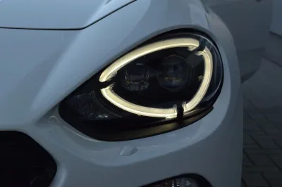Fiat 124 Spider, Automatik, aus dem Bestand von Hölscher Automobile Nordkirchen-Capelle — Ansicht 7