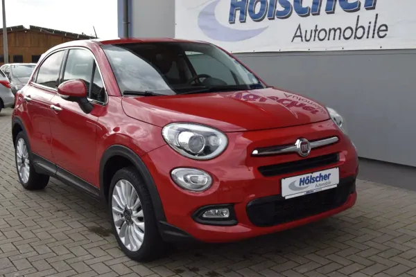Fiat 500X Lounge, Schaltgetriebe, aus dem Bestand von Hölscher Automobile Nordkirchen-Capelle — Hauptansicht