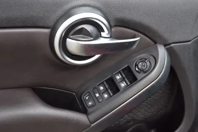 Fiat 500X Lounge, Schaltgetriebe, aus dem Bestand von Hölscher Automobile Nordkirchen-Capelle — Ansicht 7