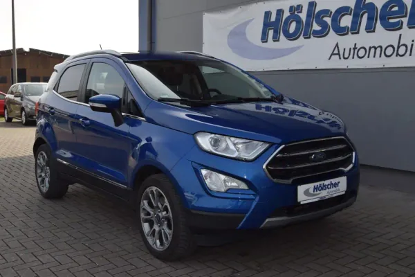 Ford EcoSport Titanium, Schaltgetriebe, aus dem Bestand von Hölscher Automobile Nordkirchen-Capelle — Hauptansicht