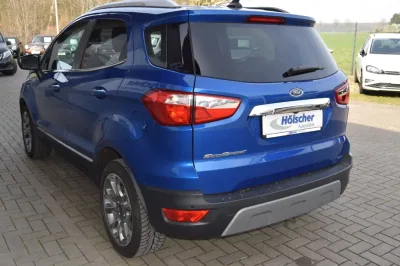 Ford EcoSport Titanium, Schaltgetriebe, aus dem Bestand von Hölscher Automobile Nordkirchen-Capelle — Ansicht 4