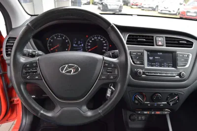 Hyundai i20 1.0 T-GDI 74kW, Schaltgetriebe, aus dem Bestand von Hölscher Automobile Nordkirchen-Capelle — Ansicht 11