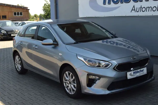 Kia cee'd / Ceed, Automatik, aus dem Bestand von Hölscher Automobile Nordkirchen-Capelle — Hauptansicht