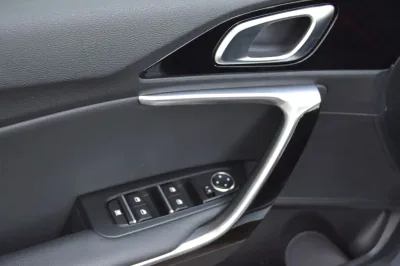 Kia cee'd / Ceed, Automatik, aus dem Bestand von Hölscher Automobile Nordkirchen-Capelle — Ansicht 9