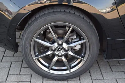 Mazda MX-5 Sakura, Schaltgetriebe, aus dem Bestand von Hölscher Automobile Nordkirchen-Capelle — Ansicht 8