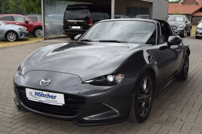 Mazda MX-5 Sports-Line RF, Automatik, aus dem Bestand von Hölscher Automobile Nordkirchen-Capelle — Ansicht 3