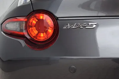 Mazda MX-5 Sports-Line RF, Automatik, aus dem Bestand von Hölscher Automobile Nordkirchen-Capelle — Ansicht 7