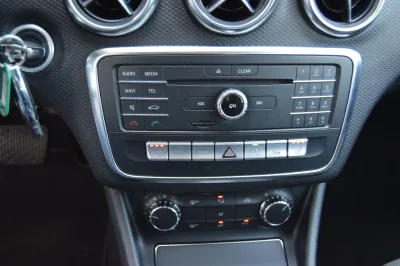Mercedes-Benz A 180, Automatik, aus dem Bestand von Hölscher Automobile Nordkirchen-Capelle — Ansicht 11