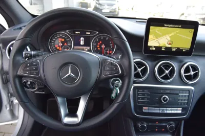 Mercedes-Benz A 180, Automatik, aus dem Bestand von Hölscher Automobile Nordkirchen-Capelle — Ansicht 12