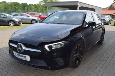 Mercedes-Benz A 180, Automatik, aus dem Bestand von Hölscher Automobile Nordkirchen-Capelle — Ansicht 3