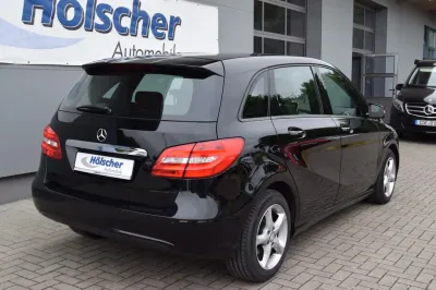 Mercedes-Benz B 180 CDI Edition 1, Automatik, aus dem Bestand von Hölscher Automobile Nordkirchen-Capelle — Ansicht 2