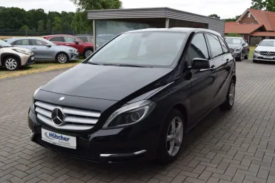Mercedes-Benz B 180 CDI Edition 1, Automatik, aus dem Bestand von Hölscher Automobile Nordkirchen-Capelle — Ansicht 3