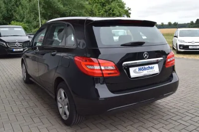 Mercedes-Benz B 180 CDI Edition 1, Automatik, aus dem Bestand von Hölscher Automobile Nordkirchen-Capelle — Ansicht 4