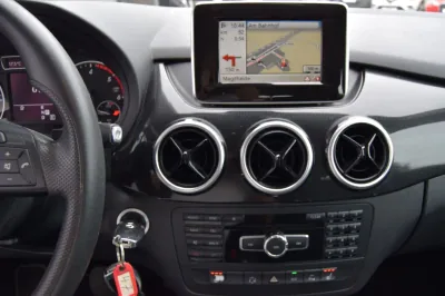 Mercedes-Benz B 180 CDI Edition 1, Automatik, aus dem Bestand von Hölscher Automobile Nordkirchen-Capelle — Ansicht 12