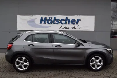 Mercedes-Benz GLA 180, Automatik, aus dem Bestand von Hölscher Automobile Nordkirchen-Capelle — Ansicht 5