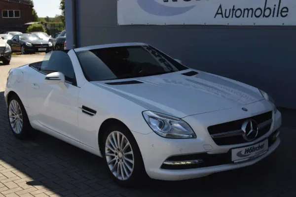 Mercedes-Benz SLK 200 Edition, Automatik, aus dem Bestand von Hölscher Automobile Nordkirchen-Capelle — Hauptansicht