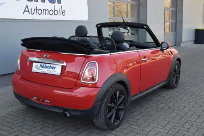 MINI Cooper Cabrio, Schaltgetriebe, aus dem Bestand von Hölscher Automobile Nordkirchen-Capelle — Ansicht 2