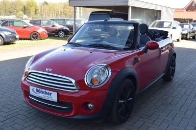 MINI Cooper Cabrio, Schaltgetriebe, aus dem Bestand von Hölscher Automobile Nordkirchen-Capelle — Ansicht 3