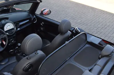 MINI Cooper Cabrio, Schaltgetriebe, aus dem Bestand von Hölscher Automobile Nordkirchen-Capelle — Ansicht 8