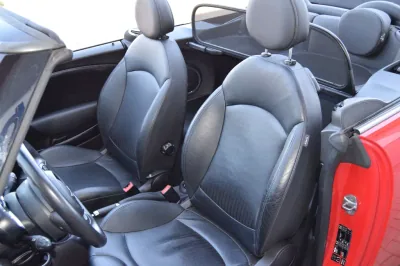 MINI Cooper Cabrio, Schaltgetriebe, aus dem Bestand von Hölscher Automobile Nordkirchen-Capelle — Ansicht 10