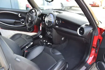 MINI Cooper Cabrio, Schaltgetriebe, aus dem Bestand von Hölscher Automobile Nordkirchen-Capelle — Ansicht 15