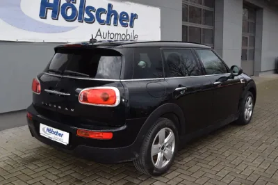 MINI Cooper Clubman, Automatik, aus dem Bestand von Hölscher Automobile Nordkirchen-Capelle — Ansicht 2