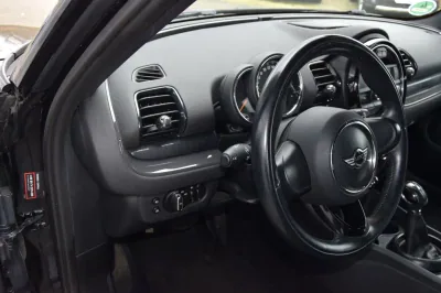 MINI Cooper Clubman, Automatik, aus dem Bestand von Hölscher Automobile Nordkirchen-Capelle — Ansicht 8