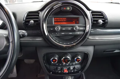MINI Cooper Clubman, Automatik, aus dem Bestand von Hölscher Automobile Nordkirchen-Capelle — Ansicht 11