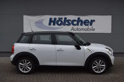 MINI Cooper Countryman, Schaltgetriebe, aus dem Bestand von Hölscher Automobile Nordkirchen-Capelle — Ansicht 5