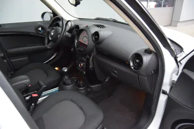 MINI Cooper Countryman, Schaltgetriebe, aus dem Bestand von Hölscher Automobile Nordkirchen-Capelle — Ansicht 14