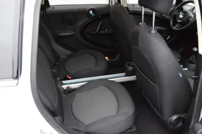 MINI Cooper Countryman, Schaltgetriebe, aus dem Bestand von Hölscher Automobile Nordkirchen-Capelle — Ansicht 15