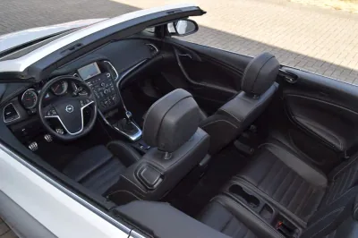 Opel Cascada INNOVATION, Schaltgetriebe, aus dem Bestand von Hölscher Automobile Nordkirchen-Capelle — Ansicht 6