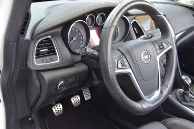Opel Cascada INNOVATION, Schaltgetriebe, aus dem Bestand von Hölscher Automobile Nordkirchen-Capelle — Ansicht 11