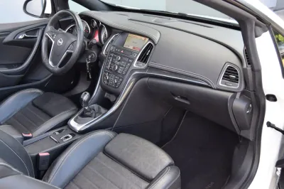 Opel Cascada INNOVATION, Schaltgetriebe, aus dem Bestand von Hölscher Automobile Nordkirchen-Capelle — Ansicht 15