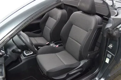 Peugeot 207 Cabrio Premium, Schaltgetriebe, aus dem Bestand von Hölscher Automobile Nordkirchen-Capelle — Ansicht 12