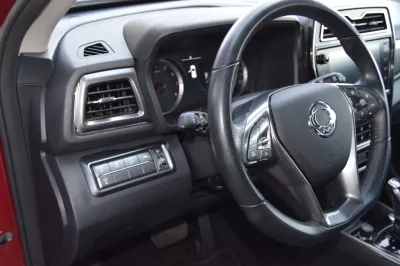 SsangYong Tivoli 2WD, Automatik, aus dem Bestand von Hölscher Automobile Nordkirchen-Capelle — Ansicht 9