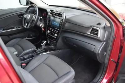 SsangYong Tivoli 2WD, Automatik, aus dem Bestand von Hölscher Automobile Nordkirchen-Capelle — Ansicht 13