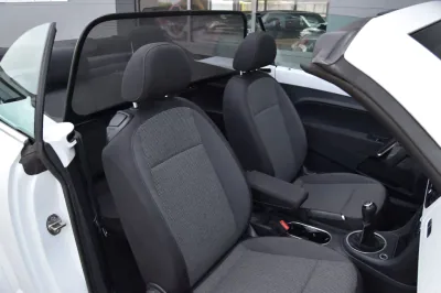 VW Beetle Design Cabriolet, Schaltgetriebe, aus dem Bestand von Hölscher Automobile Nordkirchen-Capelle — Ansicht 15
